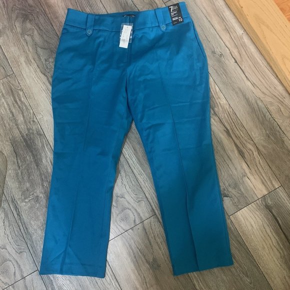 NWT NEW YORK & CO. 7TH AVENUE MODERN FIT STRAIGHT LEG STRETCH CROP PANTS 10 - Picture 8 of 11